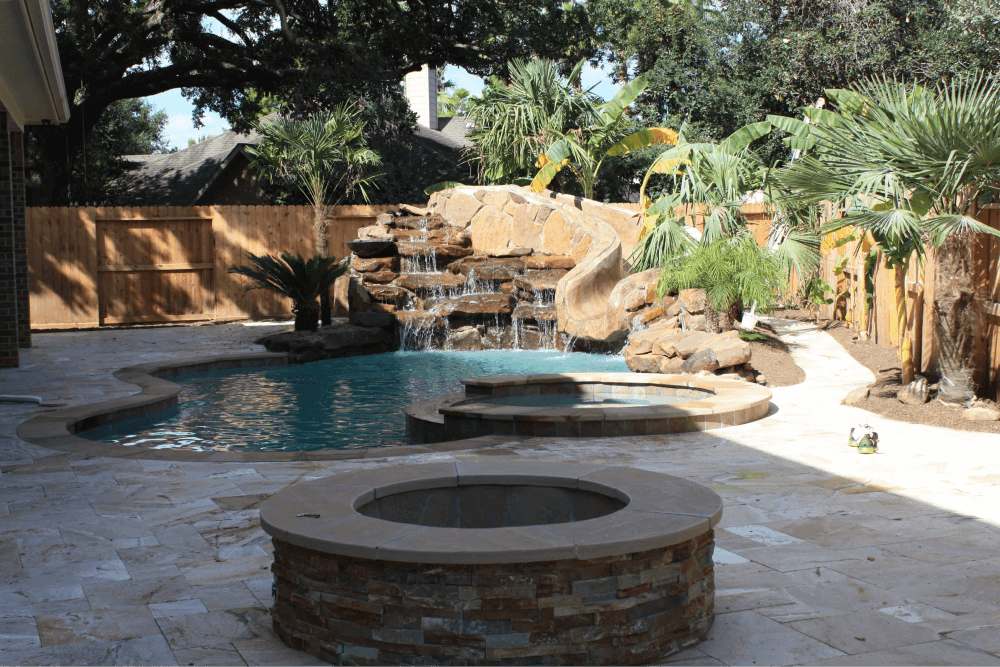 Tips on Choosing the Right Custom Pool Design